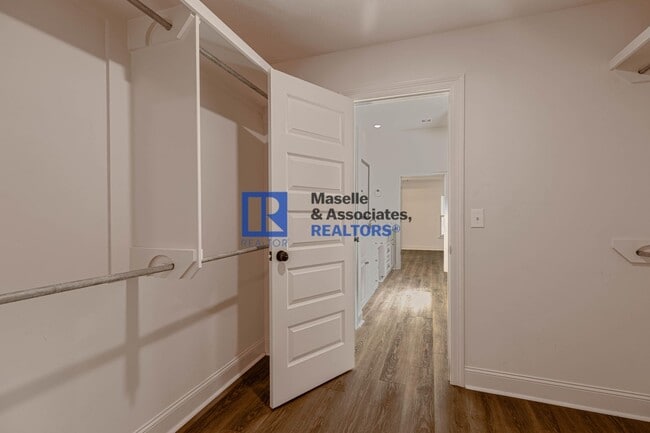 Building Photo - 3 Bed/2 Bath Home in Silver Ridge