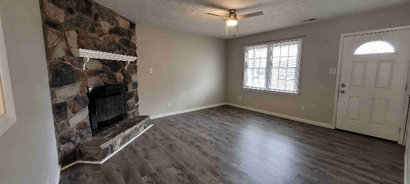 Building Photo - 1066 Quailmeadow Dr