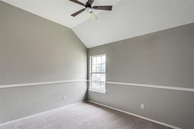 Building Photo - 10715 Robincreek Ln