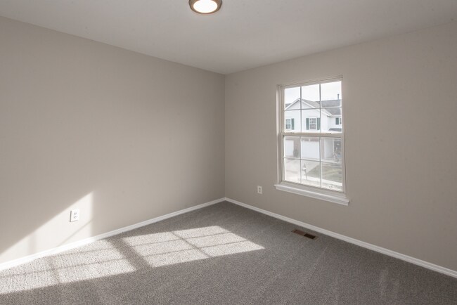 Building Photo - 10429 Tiffany Village Ct