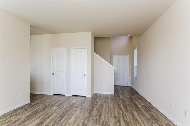 Building Photo - 9622 Franconia Dr