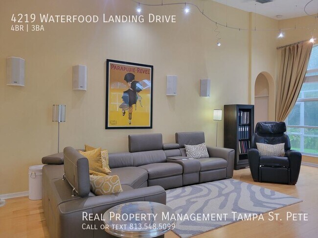 Building Photo - ***LUXURY LUTZ HOME