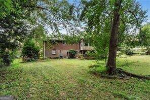 Building Photo - 3235 Woodview Dr SE