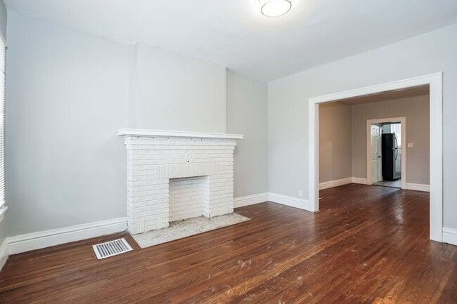 Building Photo - 1113-1115 S 22nd St.