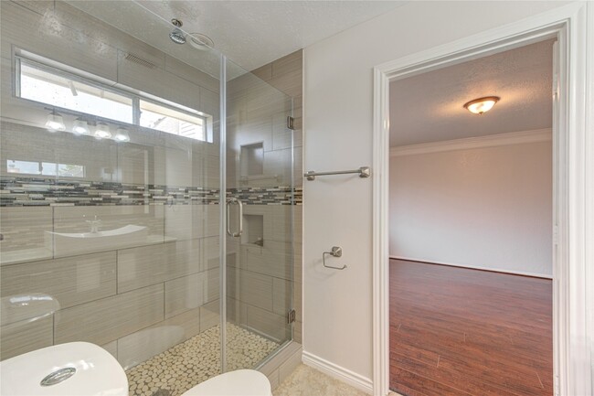 Building Photo - 14123 Torrey Forest Dr