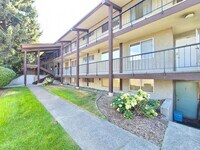 Building Photo - $1,050 - 1 Bed / 1 Bath Spacious Condo in South Hill