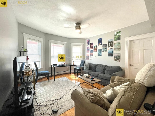 Primary Photo - 12 Berwick Rd