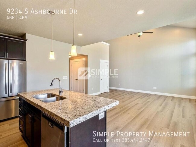 Building Photo - 9234 Ashbourne Dr