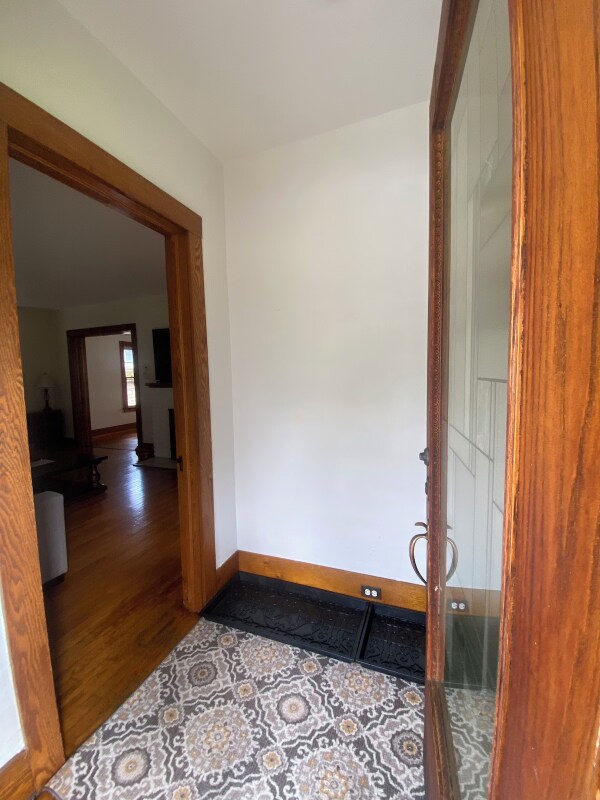 Building Photo - 5 E 3rd Ave