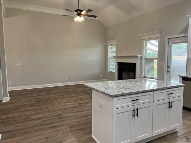 Building Photo - 306 Falls Drive
