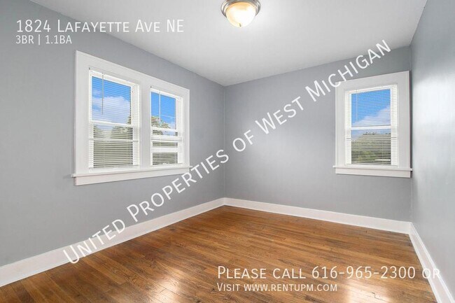Building Photo - Available Now | Recently Renovated 3 Bedro...