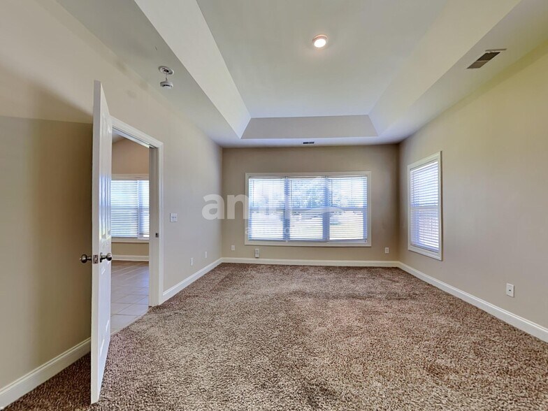 Building Photo - 8503 Sentry Cir