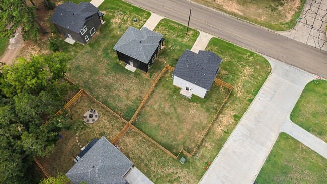 Building Photo - 5812 Cooks Ln