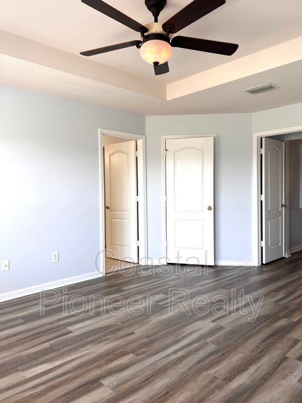 Building Photo - 11404 Misty Isle Ln