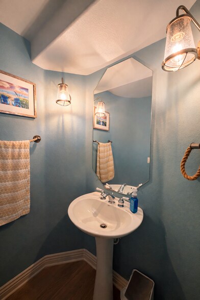 Building Photo - 6785 Mallee St