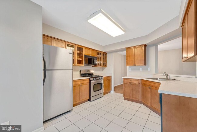 Building Photo - 4401 Aberdeen Ln