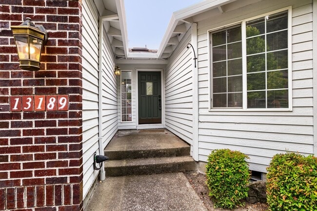 Building Photo - 13189 SW 154th Ave