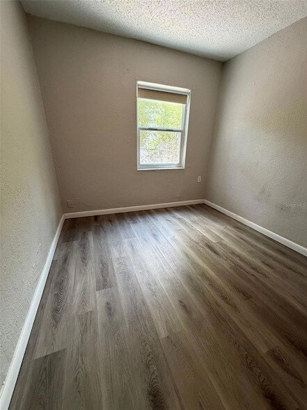 Building Photo - 209 W Emily St