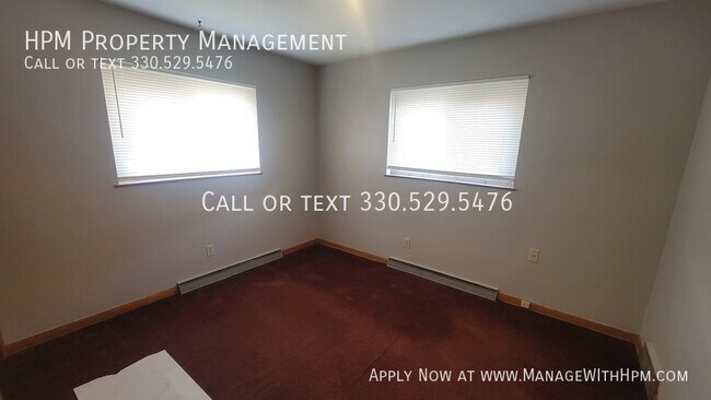 Building Photo - 2055 Quayle Dr