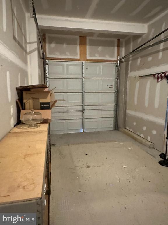 Building Photo - 2003 Exposition Dr