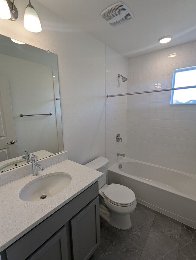 Building Photo - BRAND NEW HOME FOR RENT IN TIMNATH TRAILSI...