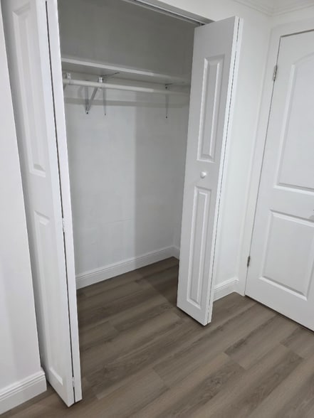 Building Photo - 9840 SW 47th St