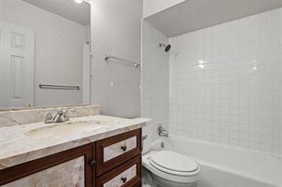 Building Photo - Charming 2-Bedroom - No Carpet!