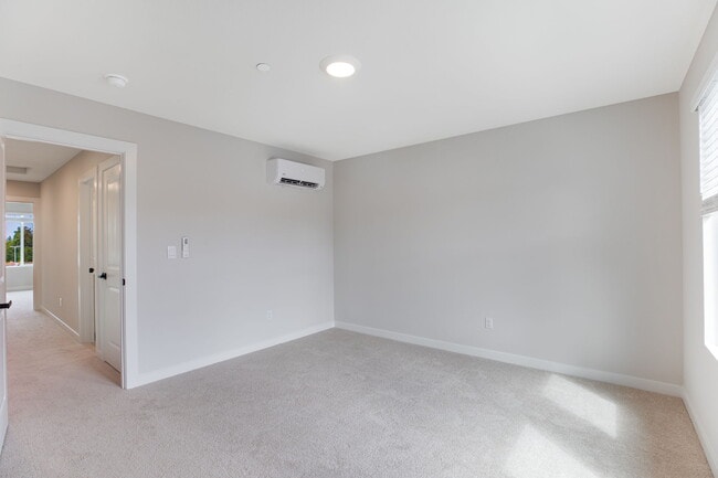 Building Photo - 14707 87th Ave SE