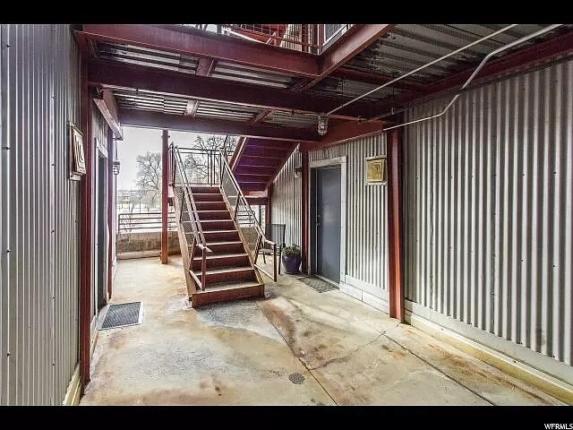 Building Photo - 336 W 300 S