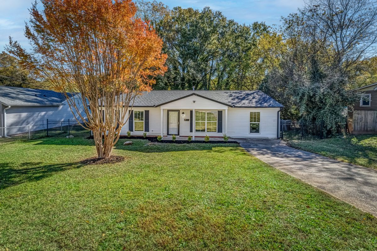 Building Photo - 283 E Hampton Ave