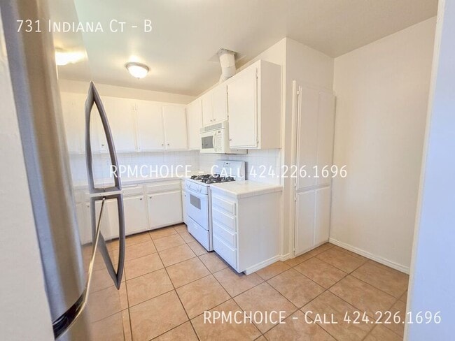 Building Photo - 731 Indiana Ct