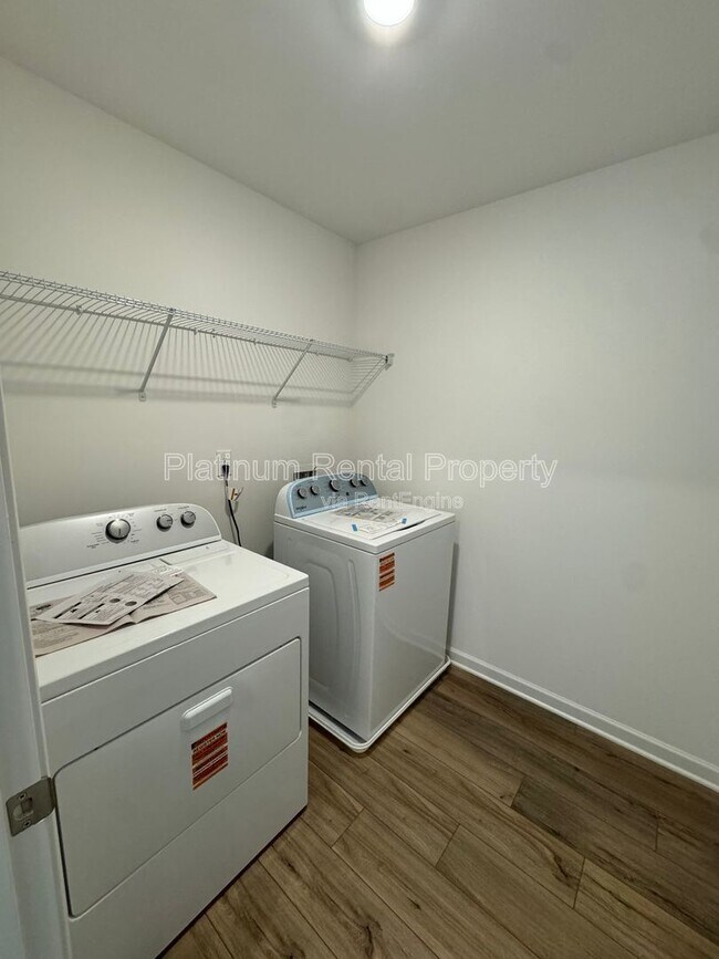 Building Photo - 2805 Habibi Ct