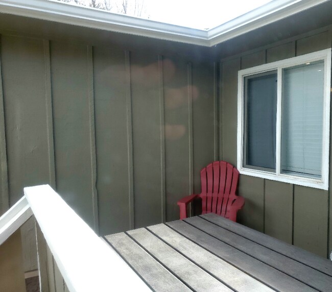 Building Photo - 857 S Van Gordon Ct