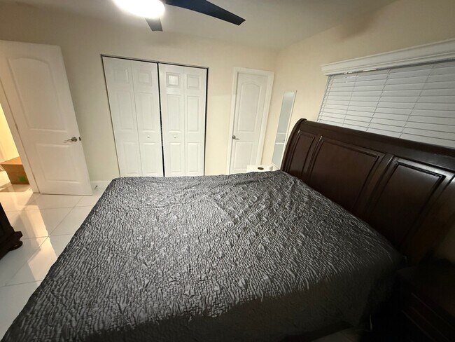 Building Photo - 2504 Ranch Lake Cir