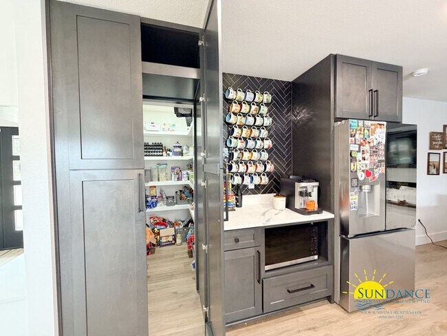 Building Photo - Custom 4BR Pool Home in Kenwood with Bonus Room & Private Backyard!