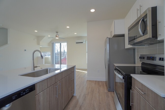 Building Photo - 4629 N Iota Ln