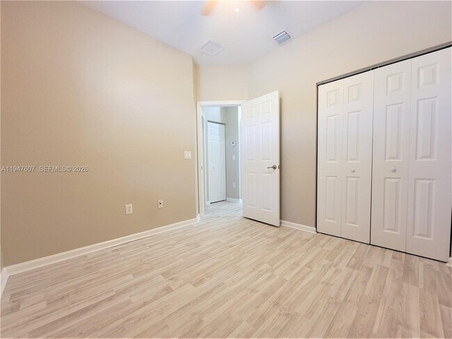 Building Photo - 12150 SW 25th Ct