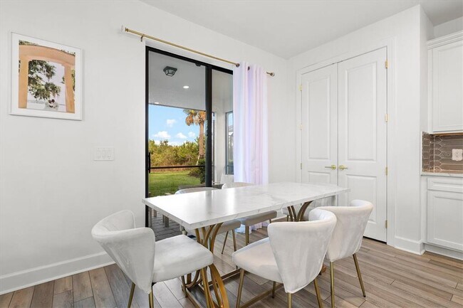 Building Photo - 16235 Pine Mist Dr