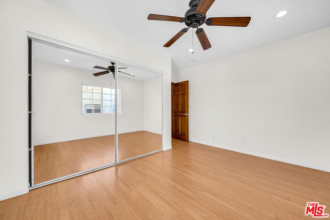 Building Photo - 743 N Las Palmas Ave