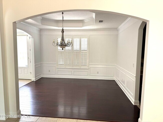 Building Photo - 9902 Windwater Ct