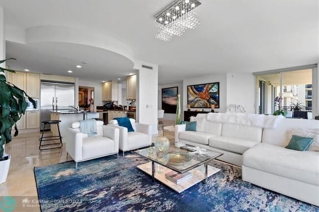 Building Photo - 3800 N Ocean Dr