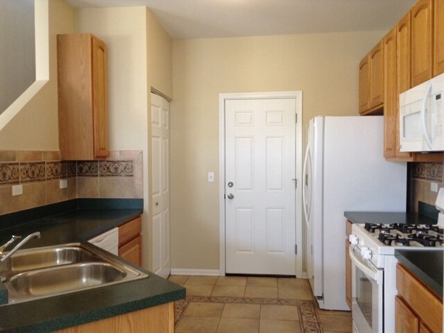 Building Photo - 1437 White Pine Ln