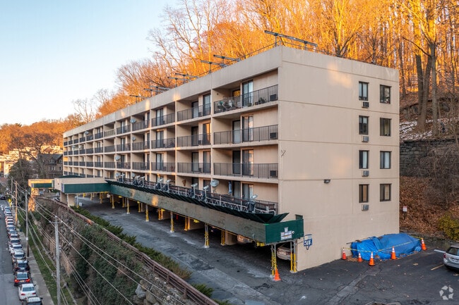 Building Photo - The River Hill Condominium