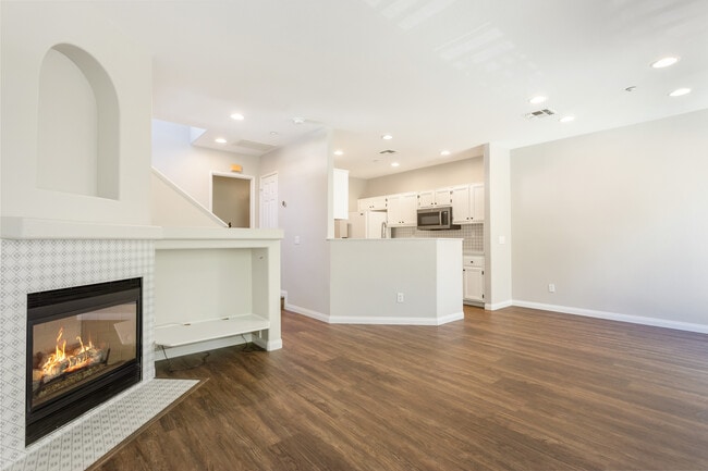 Building Photo - 6283 Citracado Cir