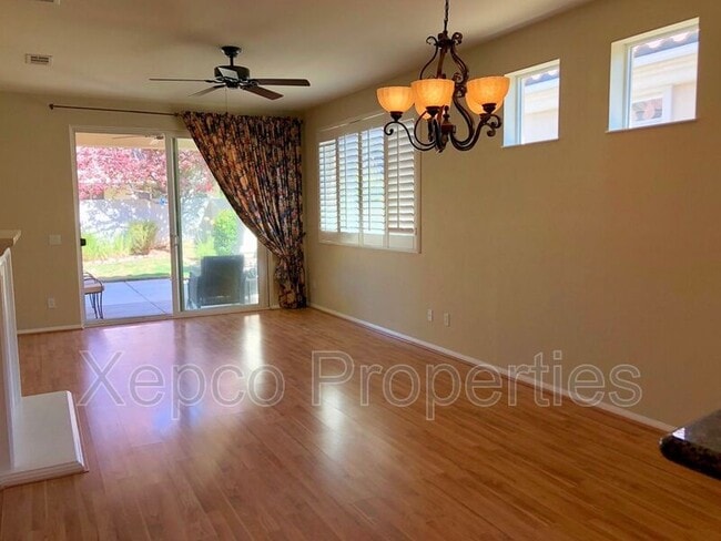Building Photo - 1170 Wisteria Way