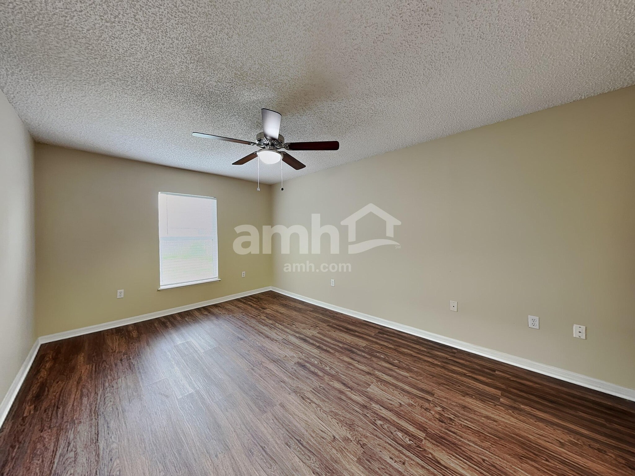 Building Photo - 2063 Corner Meadow Cir