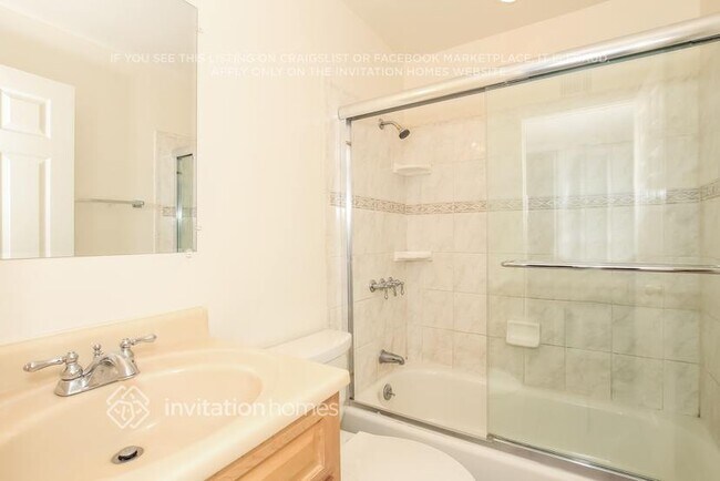 Building Photo - 8615 N 36th Ave