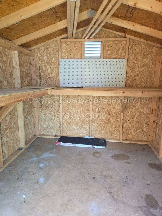 Building Photo - Cute 2 Bedroom in Decatur!