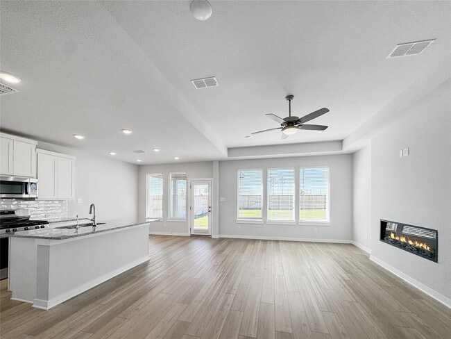 Building Photo - 7511 Bristlegrass Colony Ct