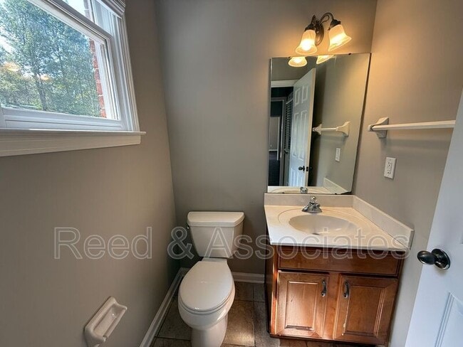 Building Photo - 10515 Pisgah Forest Ln